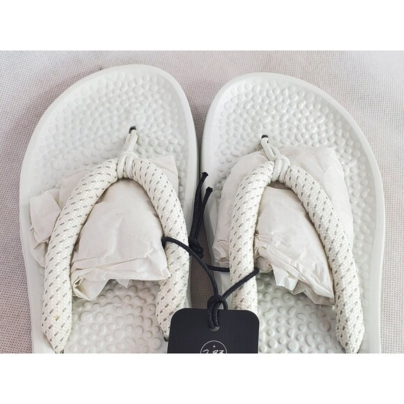 Allbirds Sugar Zeffer Blizzard White 2.83 Flip Flops Womens 9 Men 7 Sandals NEW! - Picture 8 of 13